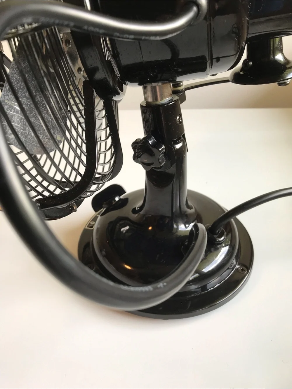 Restoration Hardware Allaire No 8 Black Small Tabletop Desktop Oscillating Fan